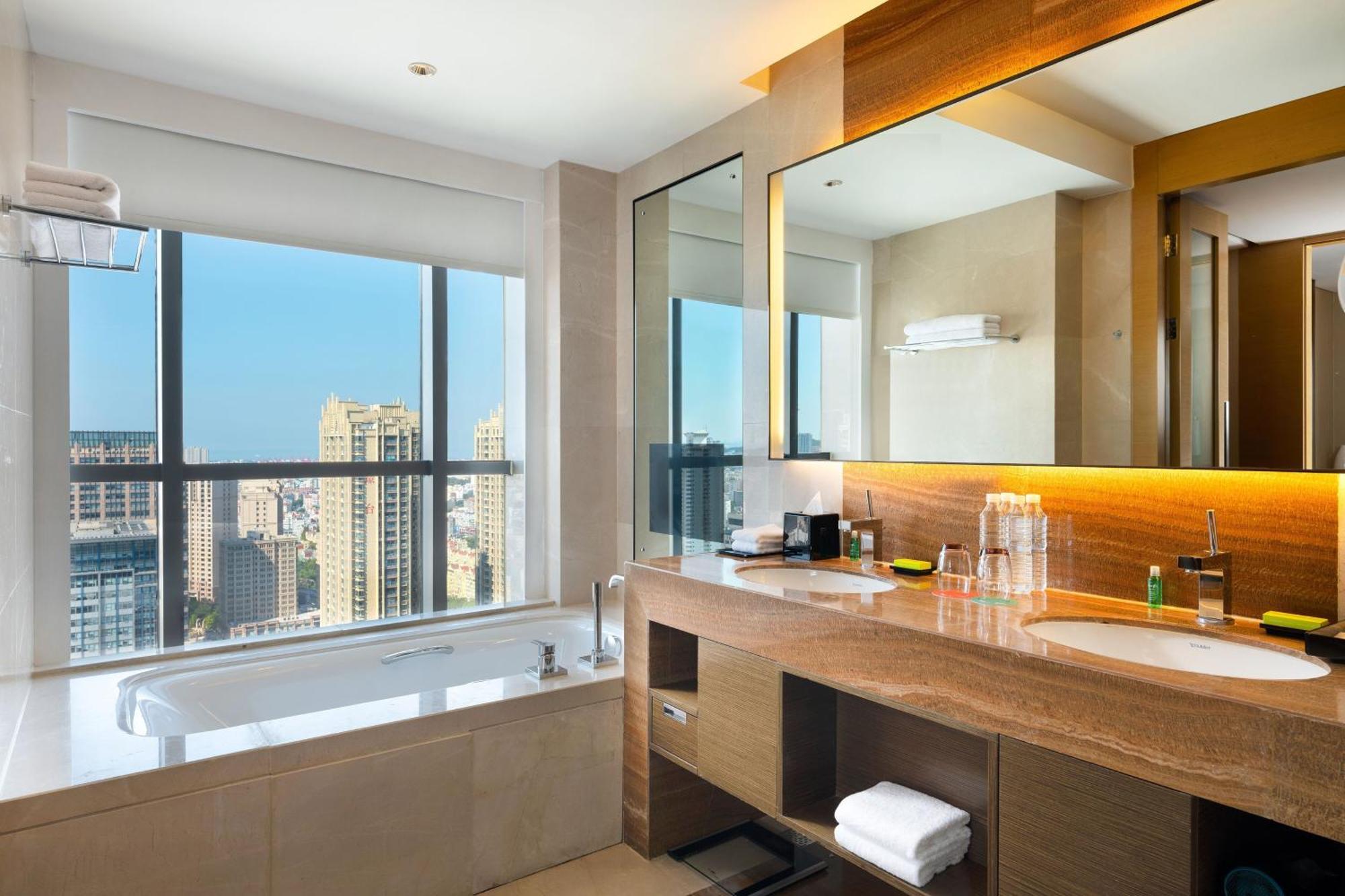 Le Meridien Qingdao Exterior photo
